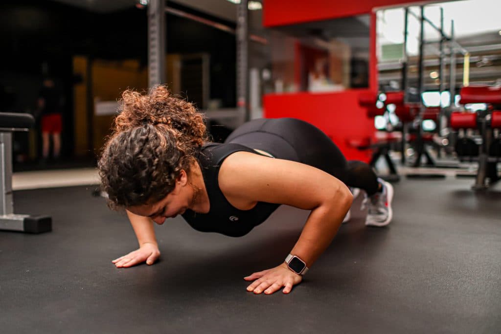5 REGOLE PER CHI HA APPENA INIZIATO IN PALESTRA